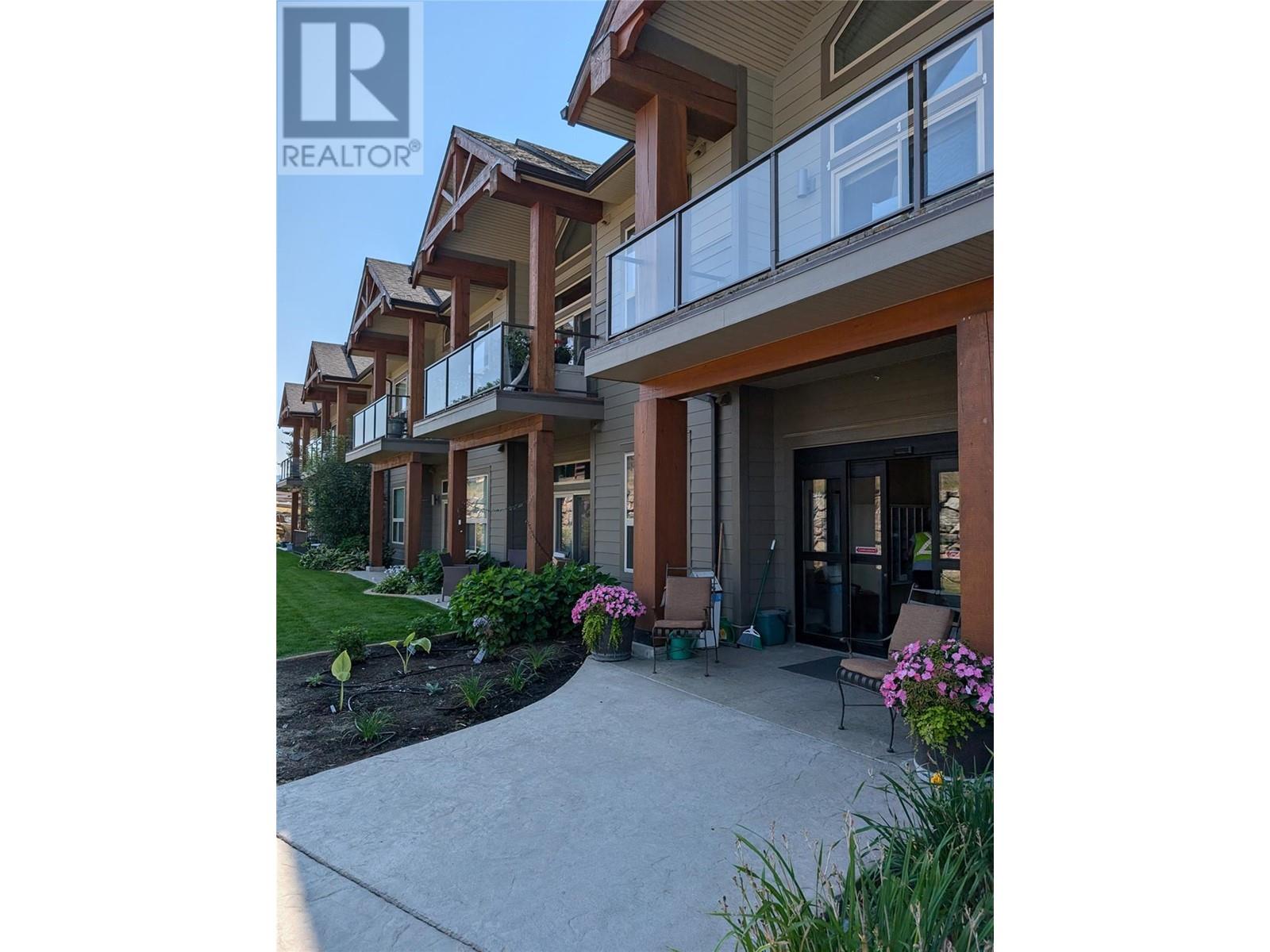 9100 Mackie Drive Unit# 104, Coldstream, British Columbia  V1B 1G9 - Photo 1 - 10323441