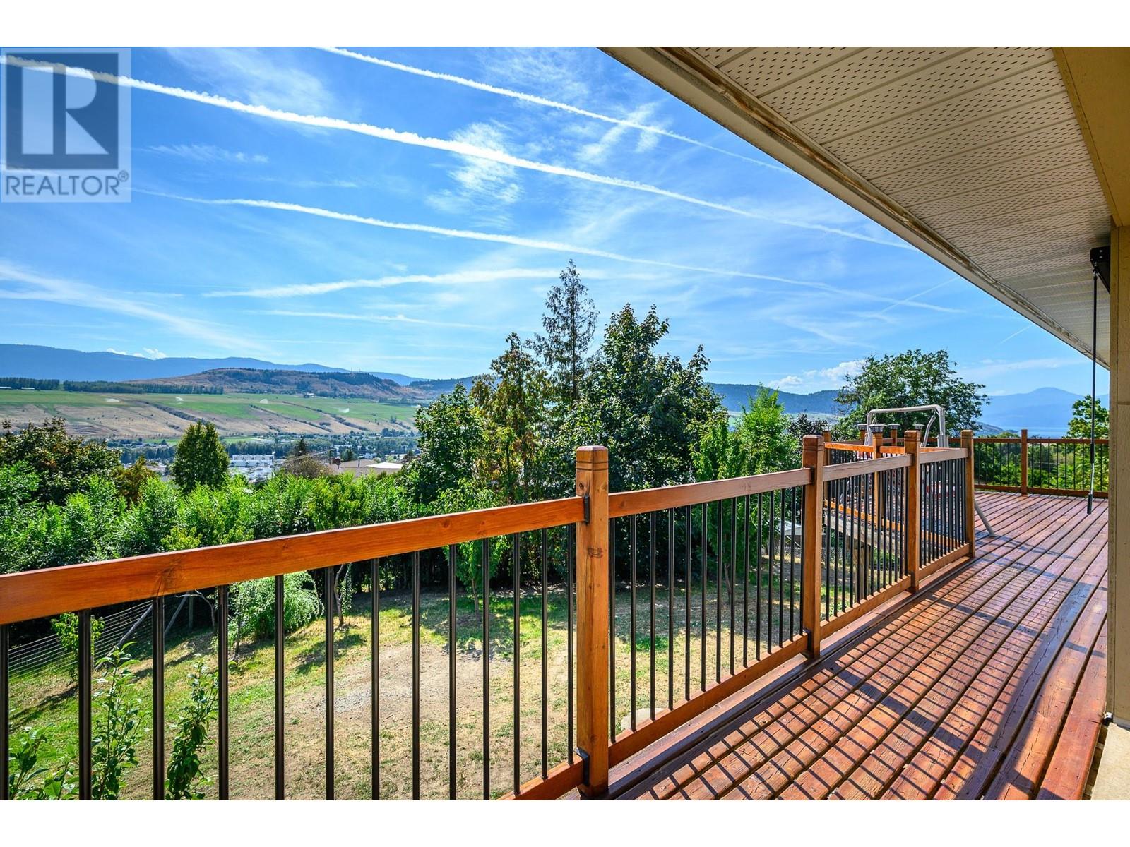 5826 Bartlett Road, Vernon, British Columbia  V1H 1B2 - Photo 6 - 10322815