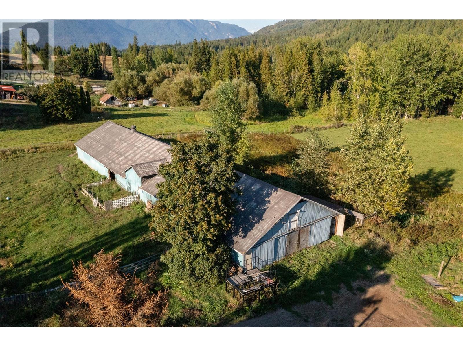 4350 50 Street Ne, Salmon Arm, British Columbia  V1E 1Y5 - Photo 26 - 10323352