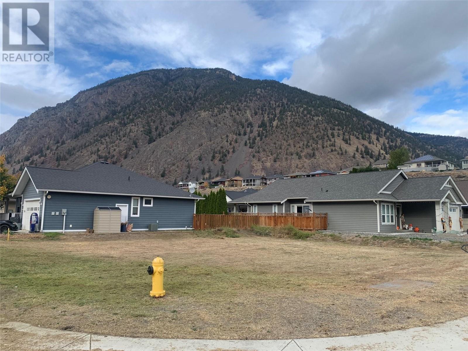 300 Forner Crescent Crescent, Keremeos, British Columbia  V0X 1N3 - Photo 3 - 10323465