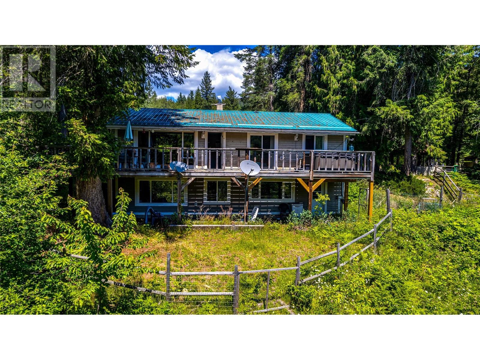 2888 Mabel Lake Road, Enderby, British Columbia  V0E 1V5 - Photo 1 - 10323650