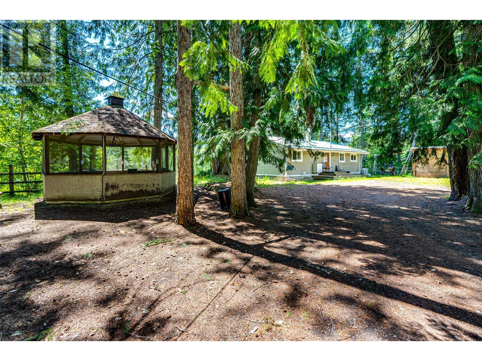 2888 Mabel Lake Road, Enderby, British Columbia  V0E 1V5 - Photo 33 - 10323650