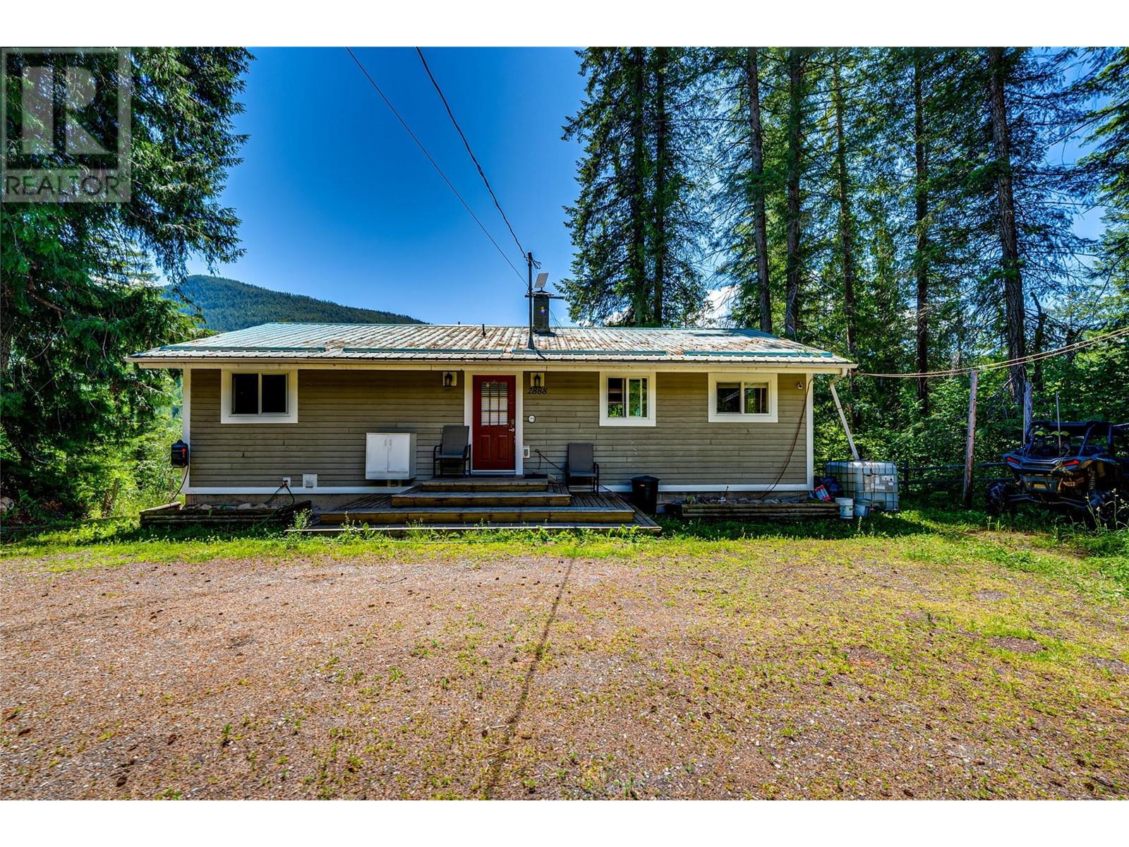 2888 Mabel Lake Road, Enderby, British Columbia  V0E 1V5 - Photo 6 - 10323650