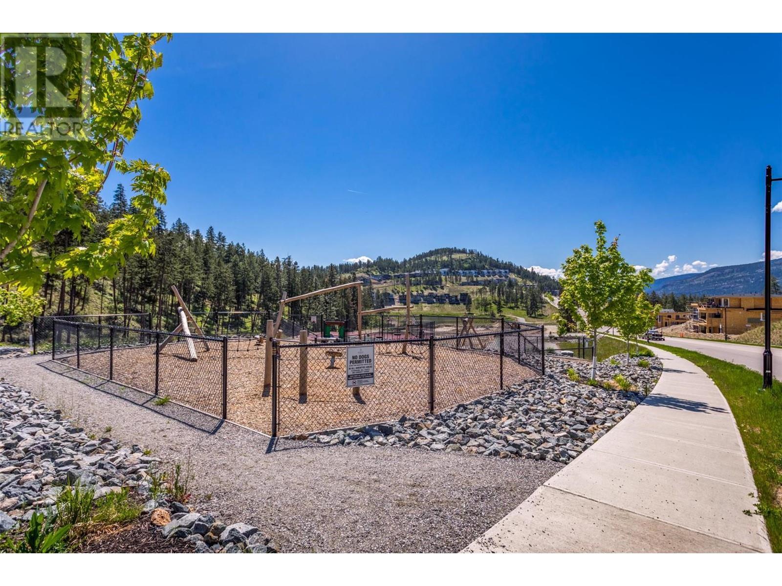 3165 Hilltown Drive, Kelowna, British Columbia  V1V 0C6 - Photo 18 - 10323768