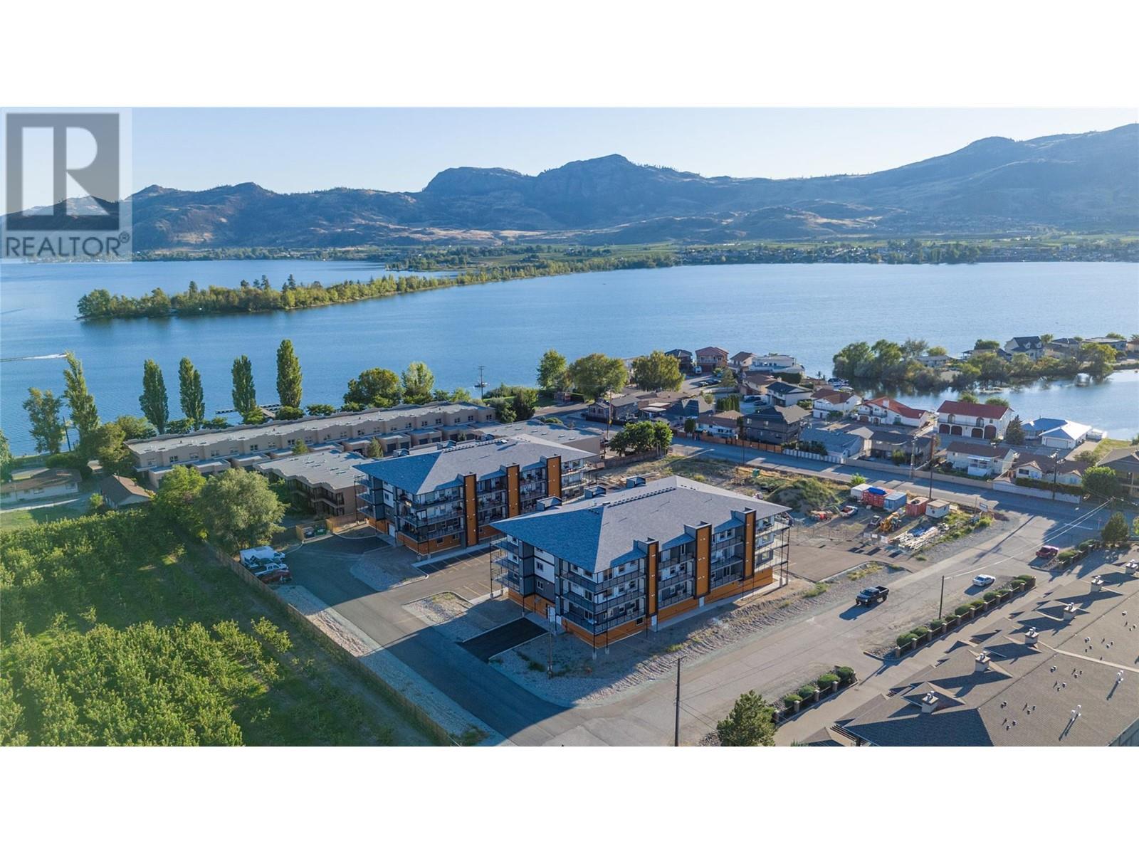 5620 51st Street Unit# 404, Osoyoos, British Columbia  V0H 1V6 - Photo 1 - 10322542