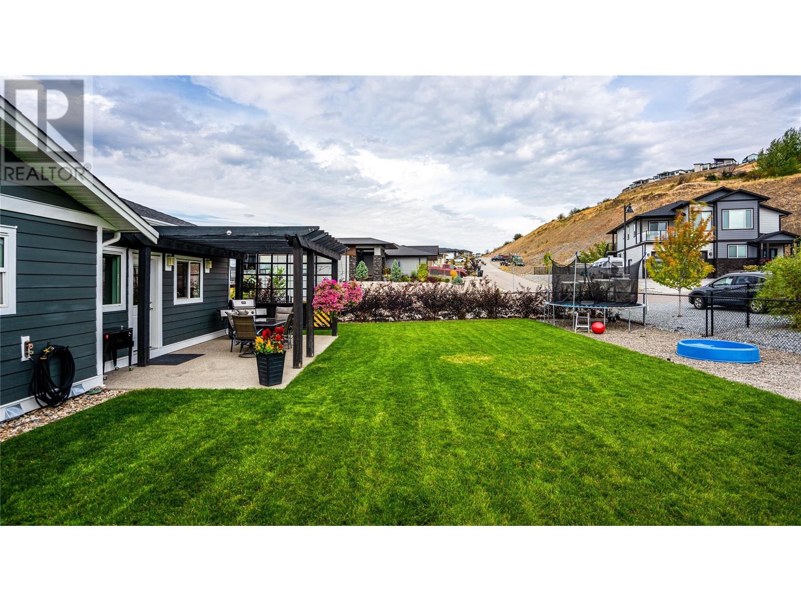 6681 Blackcomb Way, Vernon, British Columbia  V1B 0A3 - Photo 4 - 10323954