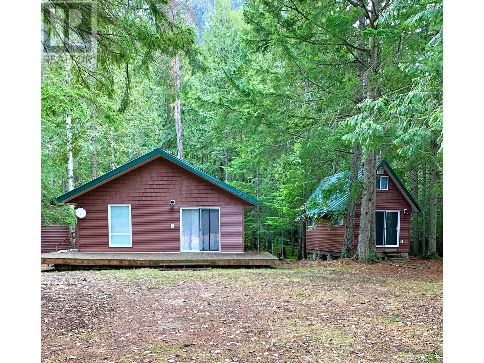 3848 Rock Island Road, Nakusp, British Columbia  V0G 1R1 - Photo 1 - 2479542