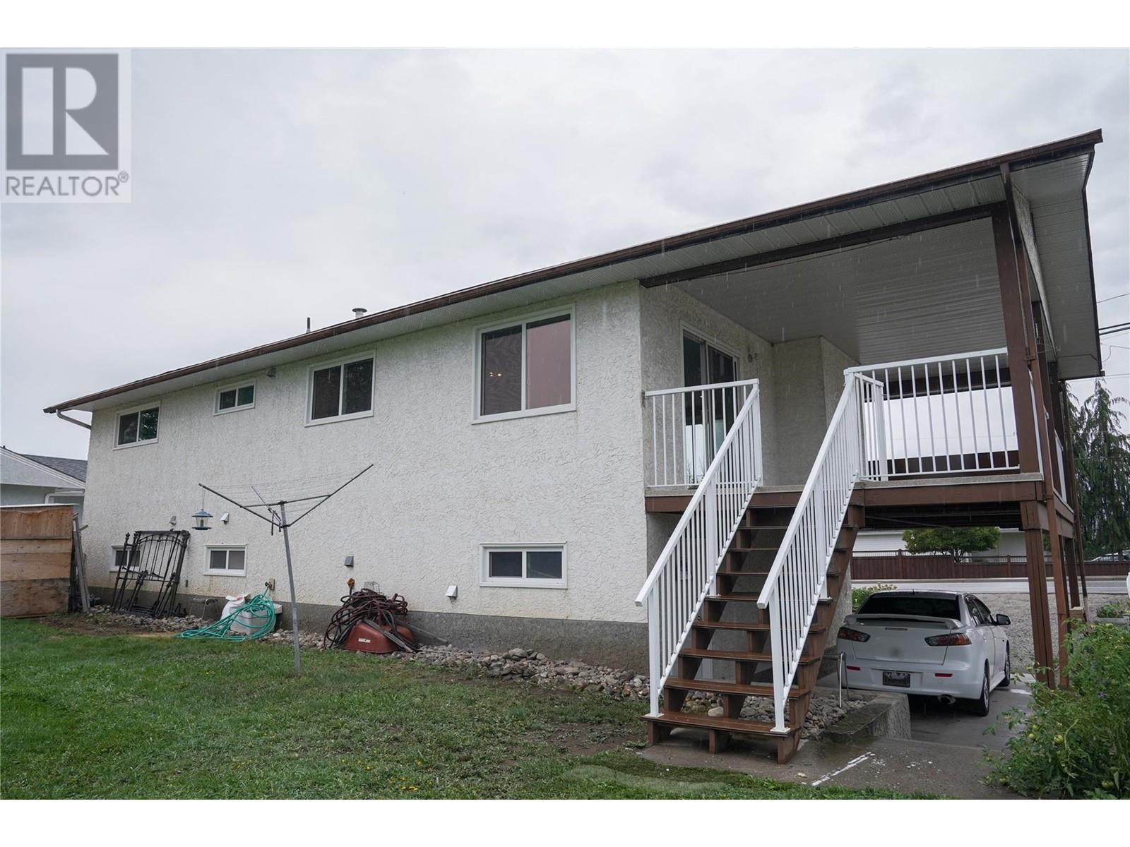 305 Ziprick Road, Kelowna, British Columbia  V1X 4H2 - Photo 38 - 10324045