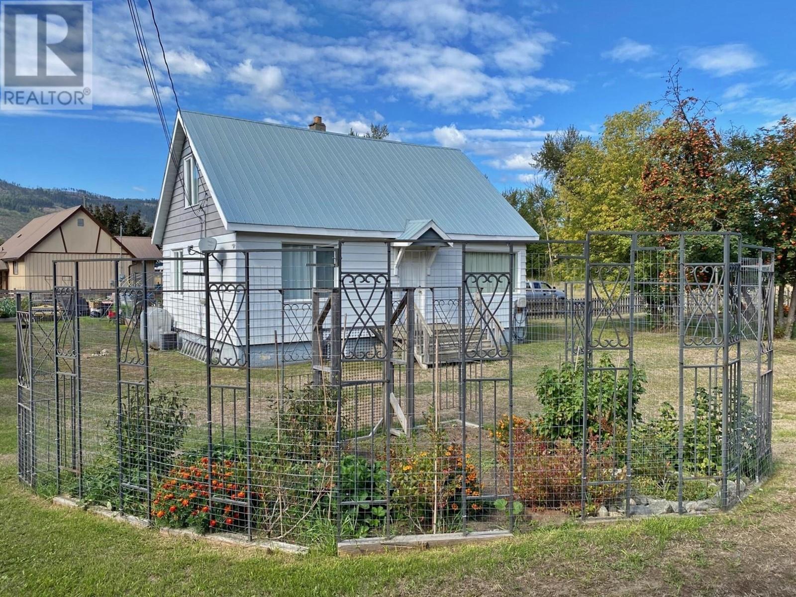 580 Station Road, Barriere, British Columbia  V0E 1E0 - Photo 20 - 180885