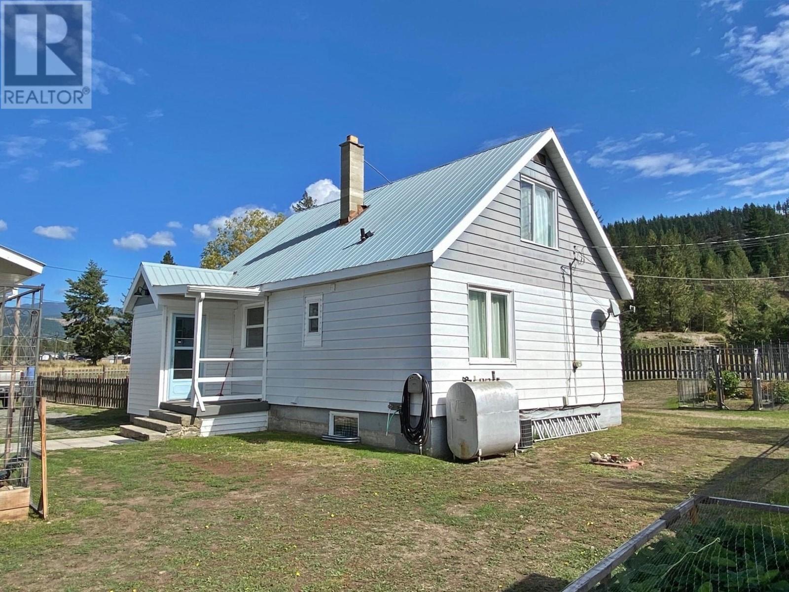 580 Station Road, Barriere, British Columbia  V0E 1E0 - Photo 23 - 180885