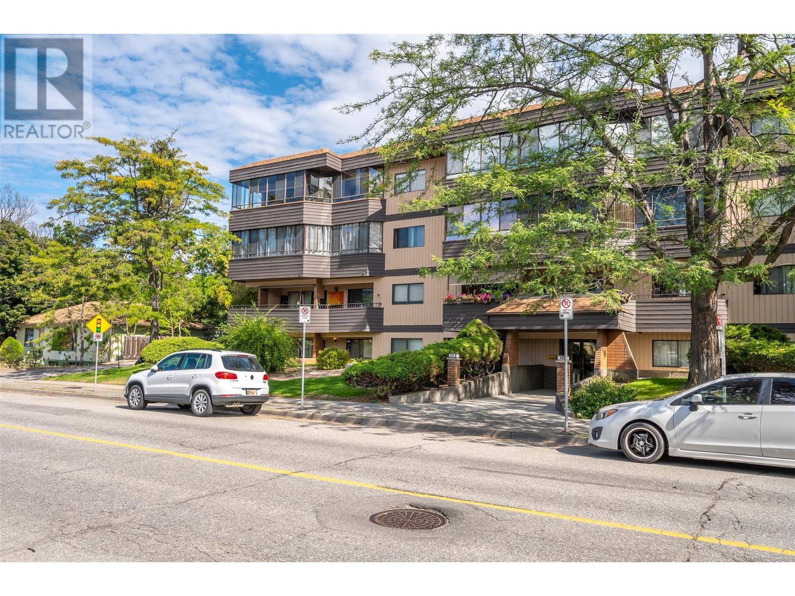 740 Winnipeg Street Unit# 403, Penticton, British Columbia  V2A 5N3 - Photo 1 - 10324133