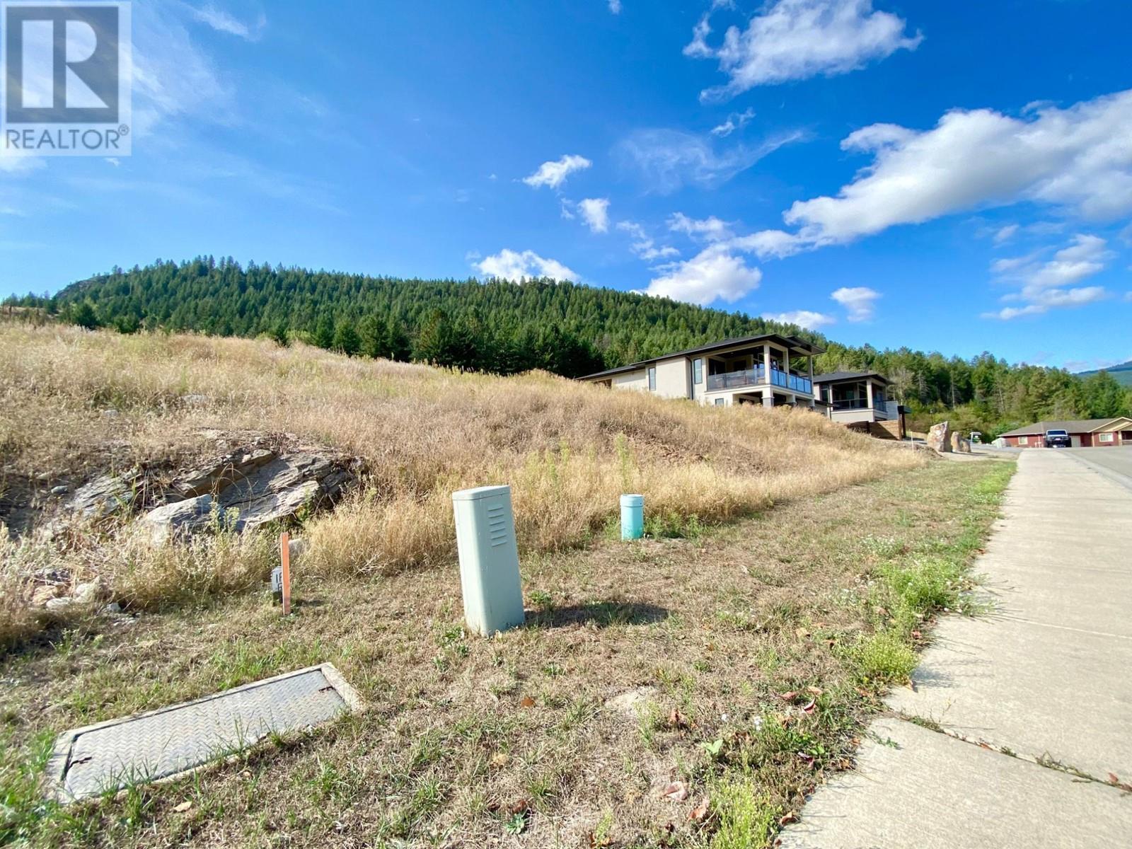 8741 Riverside Drive, Grand Forks, British Columbia  V0H 1H0 - Photo 6 - 2479547