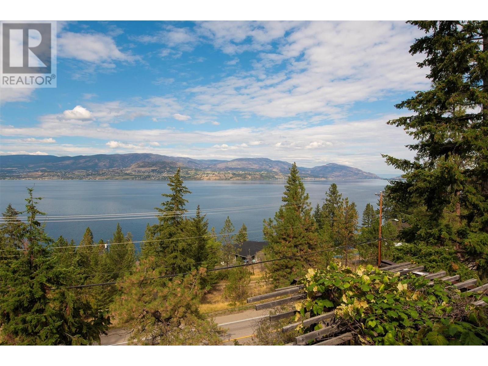 402 Viewcrest Road, Kelowna, British Columbia  V1W 4J8 - Photo 31 - 10324158