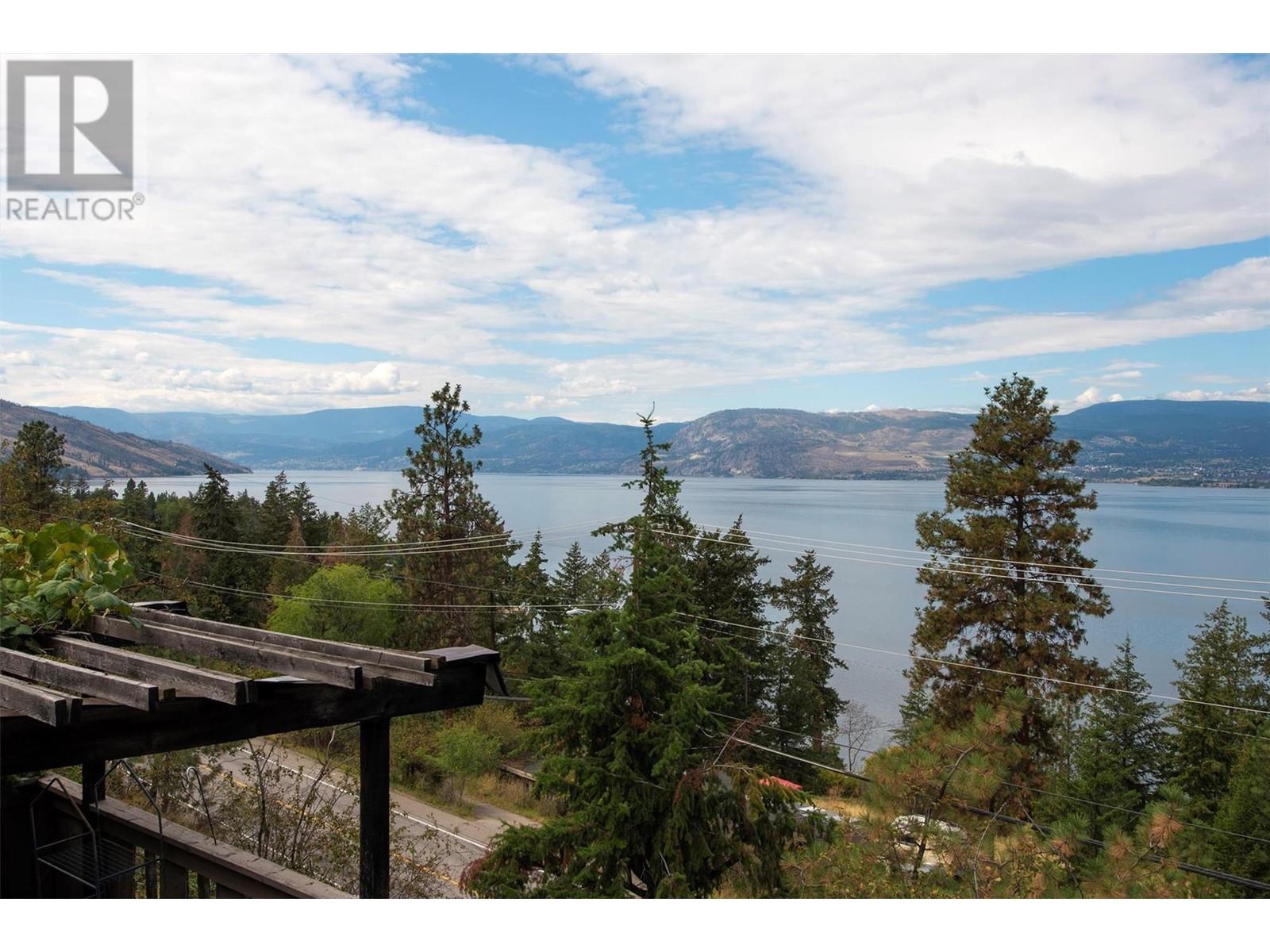 402 Viewcrest Road, Kelowna, British Columbia  V1W 4J8 - Photo 51 - 10324158