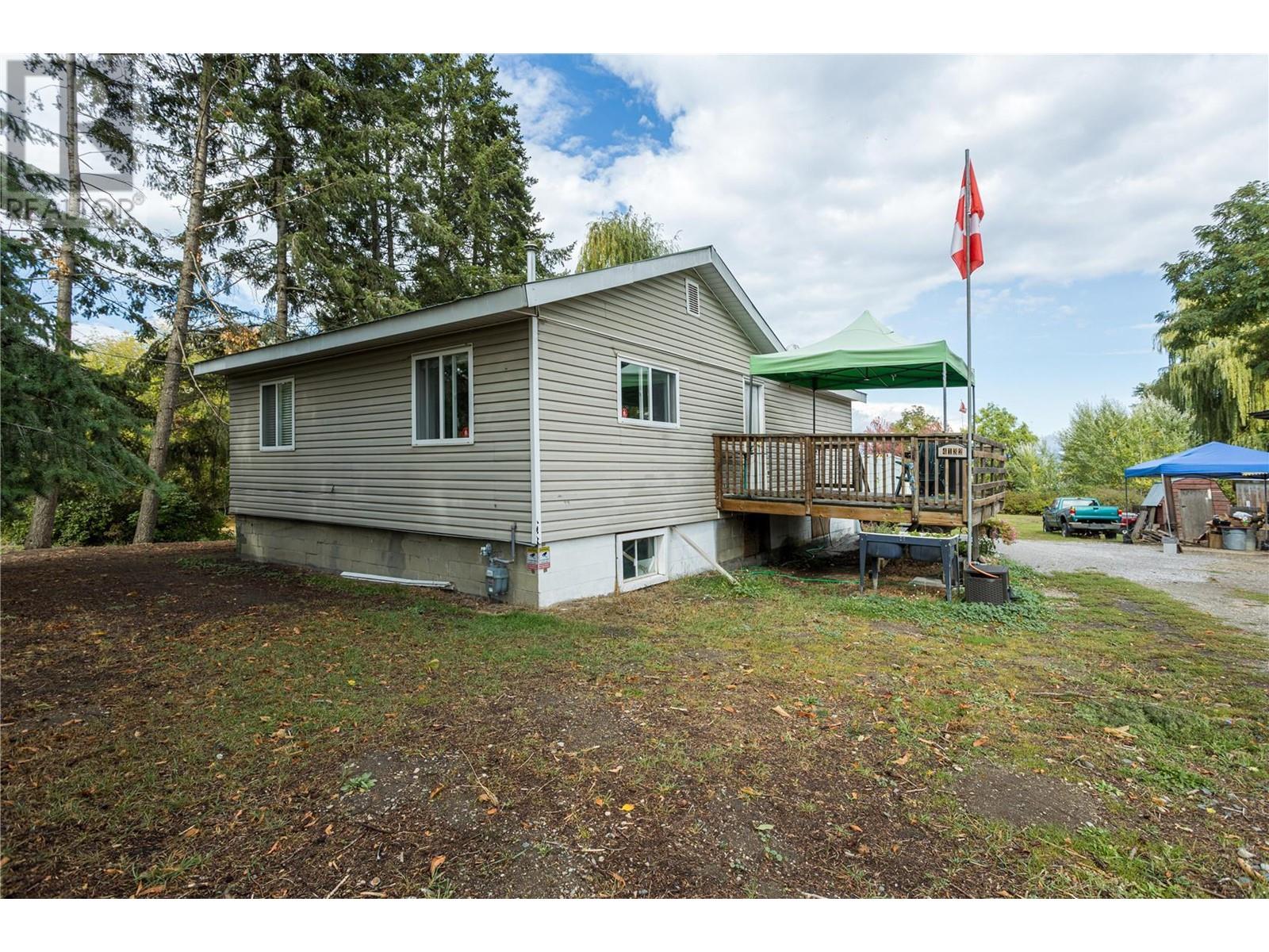 4132 Crozier Road, Spallumcheen, British Columbia  V0E 1B6 - Photo 31 - 10323909