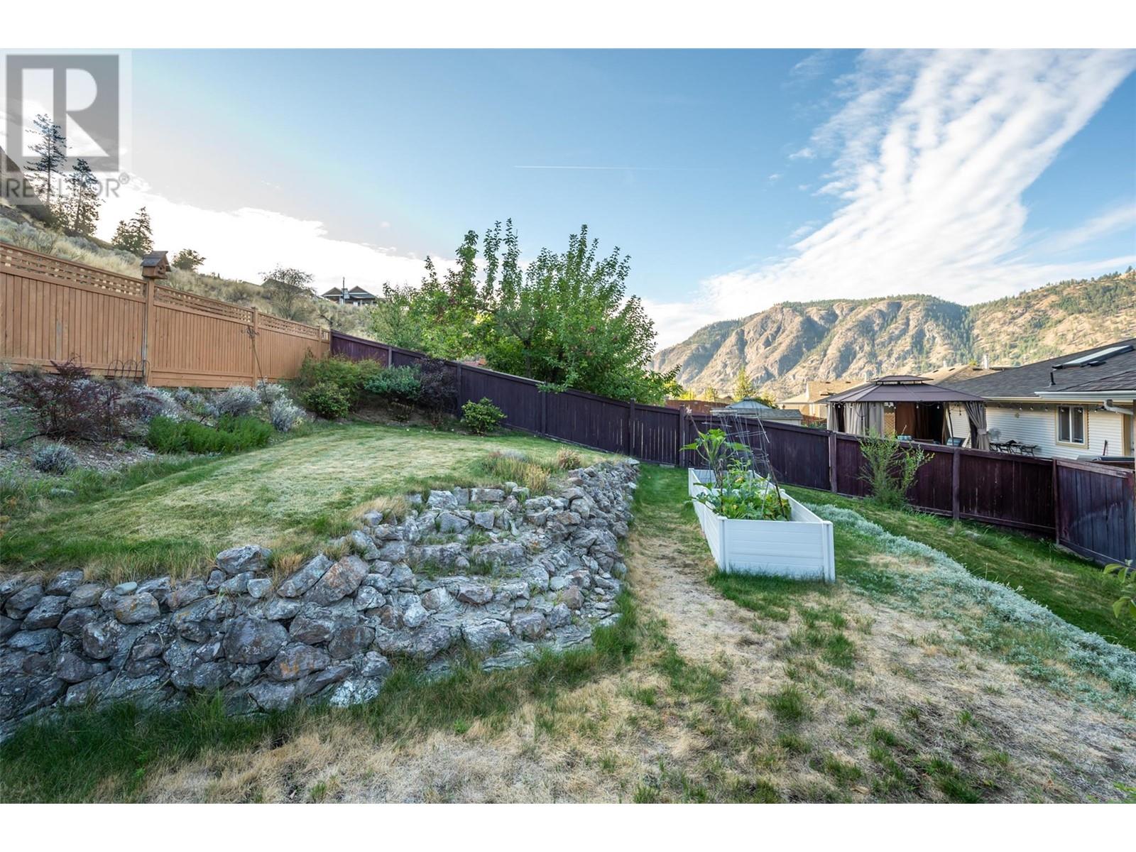 981 Peachcliff Drive, Okanagan Falls, British Columbia  V0H 1R1 - Photo 39 - 10324291