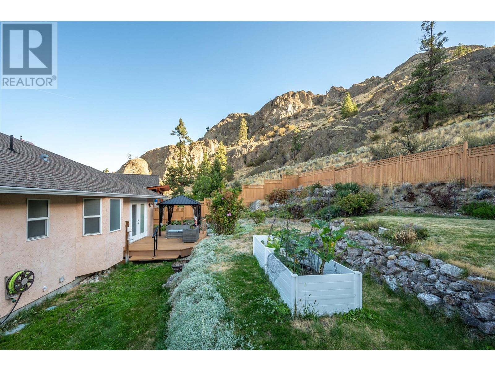 981 Peachcliff Drive, Okanagan Falls, British Columbia  V0H 1R1 - Photo 40 - 10324291