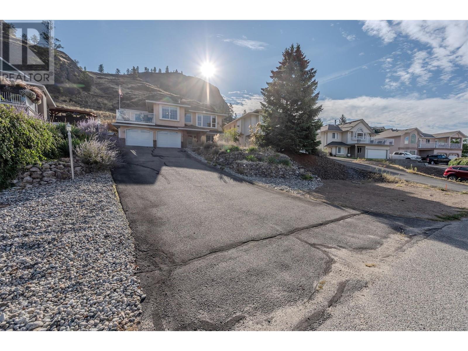 981 Peachcliff Drive, Okanagan Falls, British Columbia  V0H 1R1 - Photo 48 - 10324291