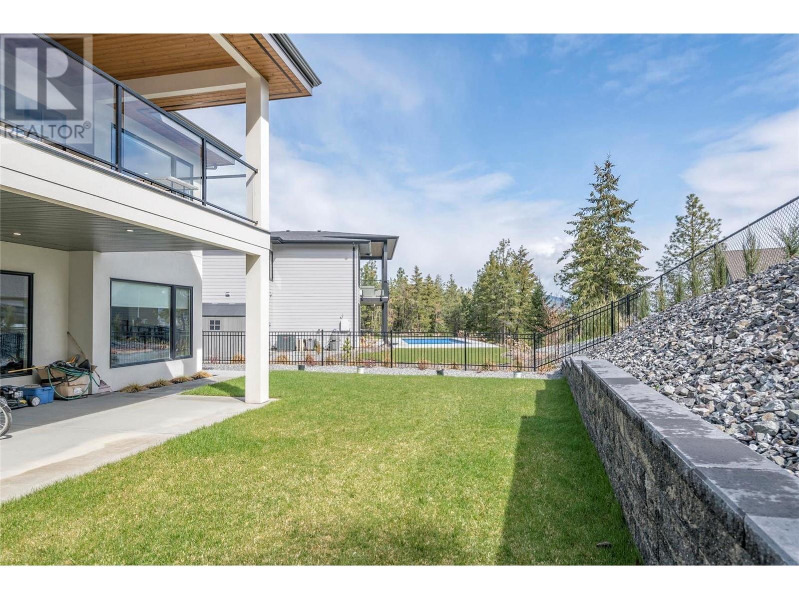 10285 Beacon Hill Drive, Lake Country, British Columbia  V4V 0A9 - Photo 42 - 10324470