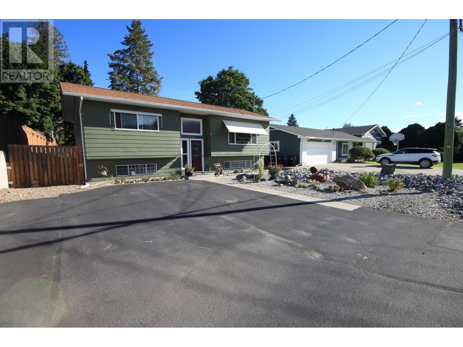 6487 Coyote Street, Oliver, British Columbia  V0H 1T3 - Photo 24 - 10324292