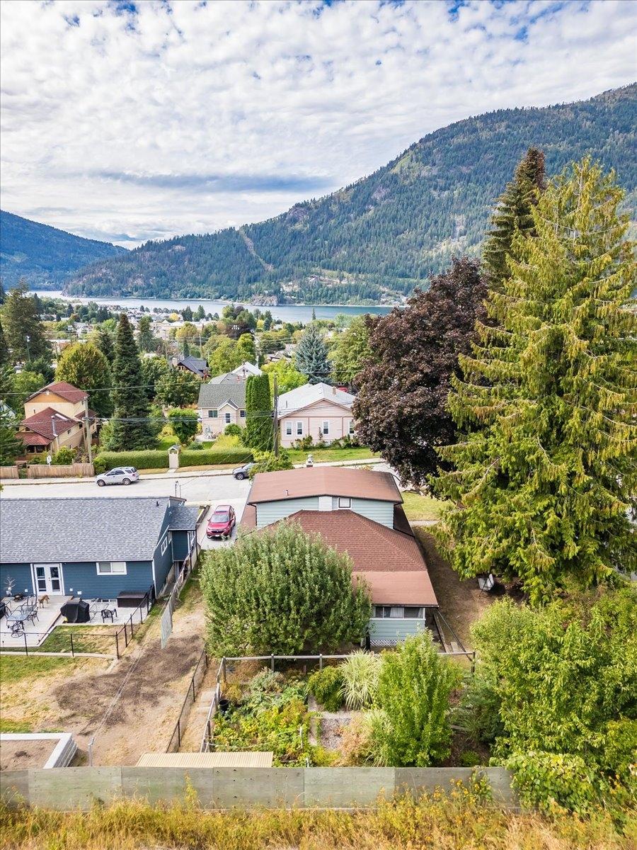 424 Sixth Street, Nelson, British Columbia  V1L 2Y3 - Photo 47 - 2479674