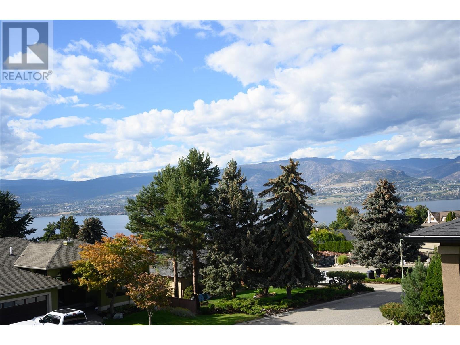 307 Sandpiper Court, Kelowna, British Columbia  V1W 4K7 - Photo 5 - 10324613