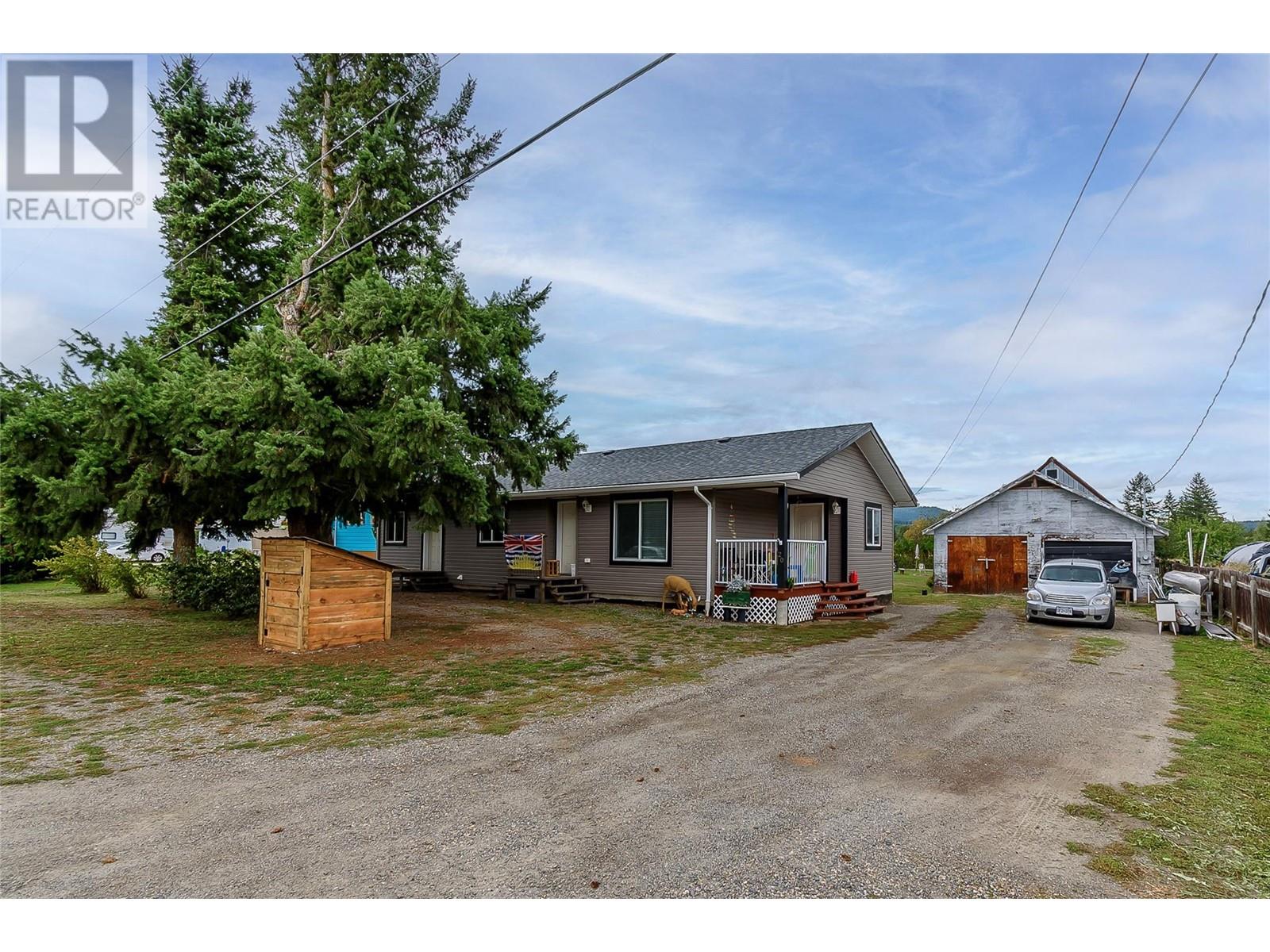 20 Pemberton Road, Lumby, British Columbia  V0E 2G7 - Photo 1 - 10324744