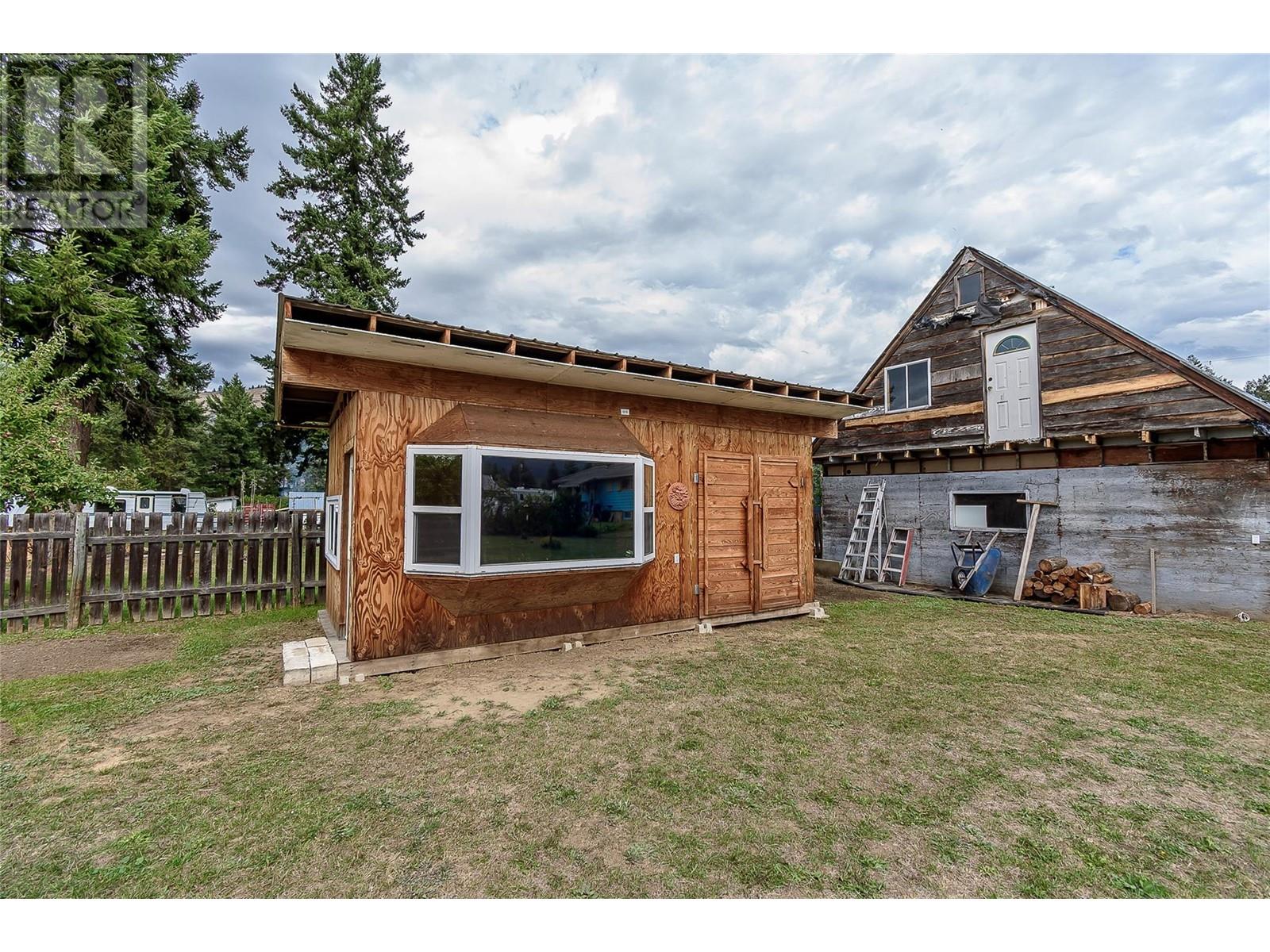 20 Pemberton Road, Lumby, British Columbia  V0E 2G7 - Photo 42 - 10324744