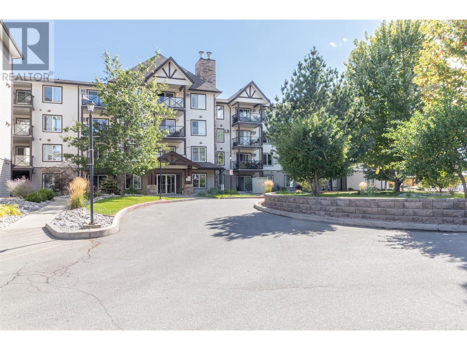 246 Hastings Avenue Unit# 302, Penticton, British Columbia  V2A 2V6 - Photo 1 - 10323407