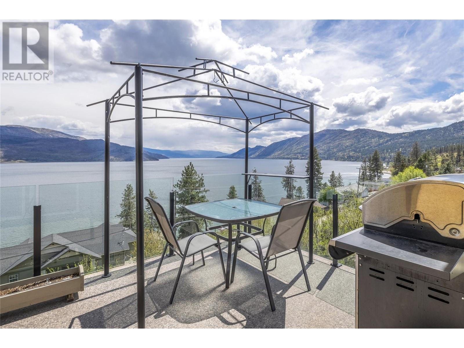 6372 Topham Place, Peachland, British Columbia  V0H 1X7 - Photo 30 - 10324898