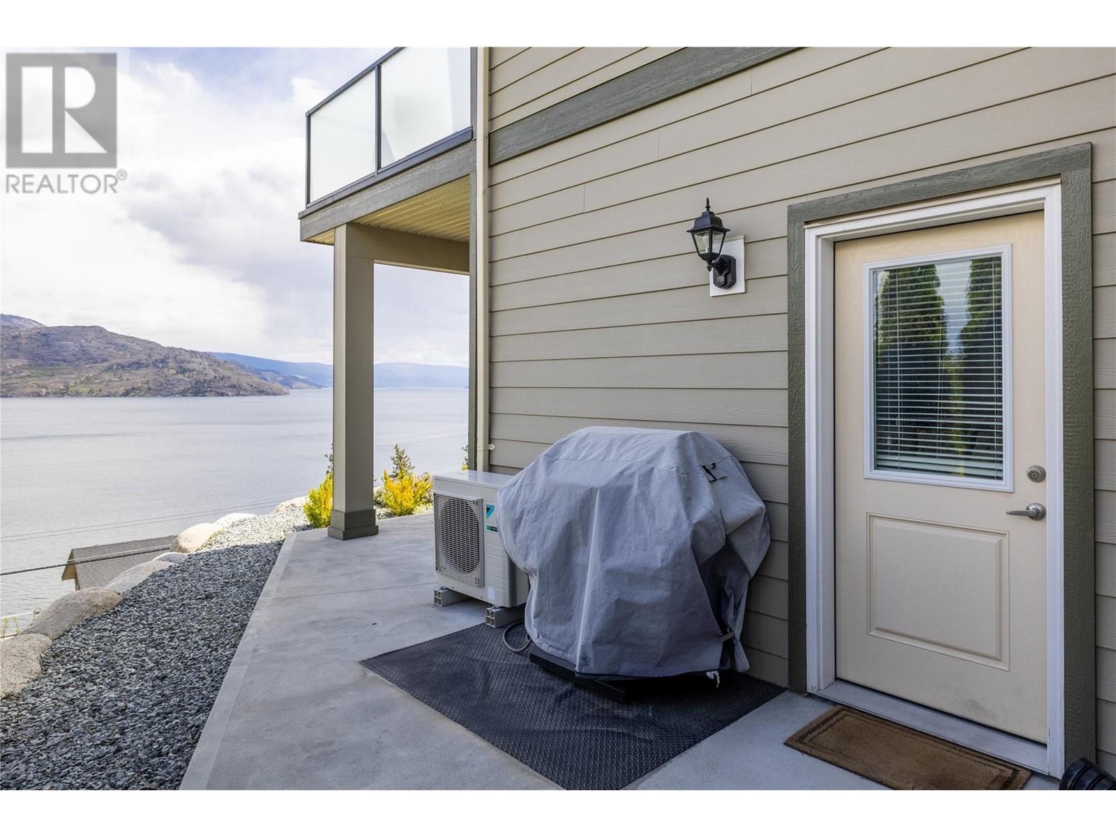 6372 Topham Place, Peachland, British Columbia  V0H 1X7 - Photo 55 - 10324898