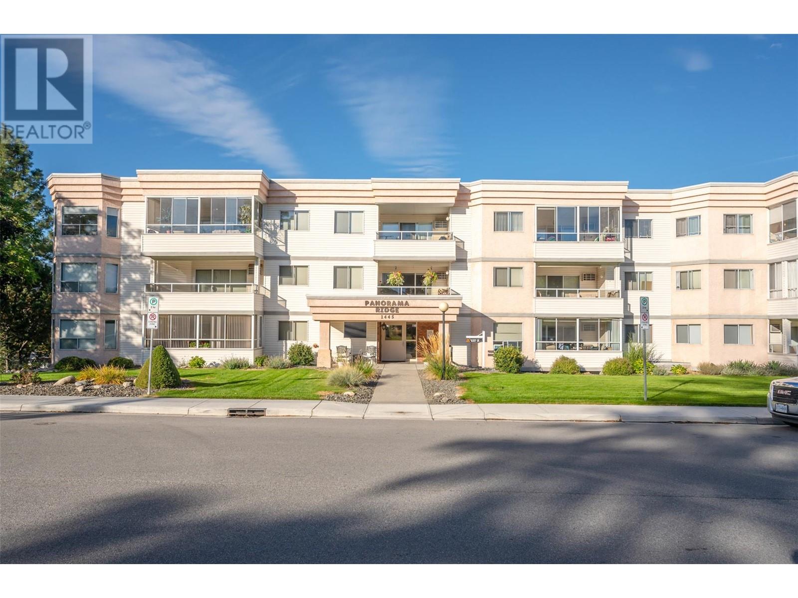 1445 Halifax Street Unit# 305, Penticton, British Columbia  V2A 8M8 - Photo 2 - 10324450