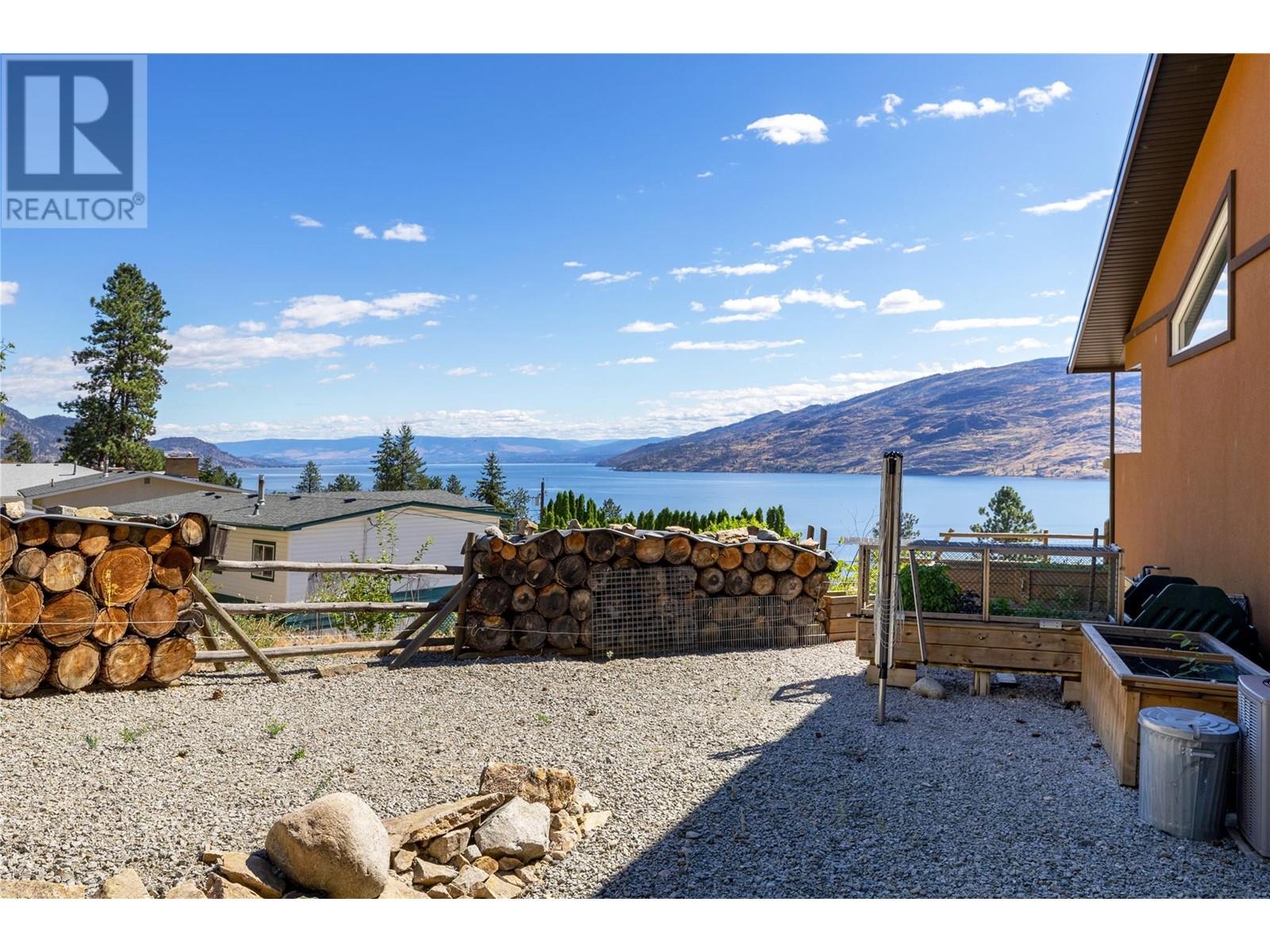 6376 Topham Place, Peachland, British Columbia  V0H 1X7 - Photo 44 - 10322506