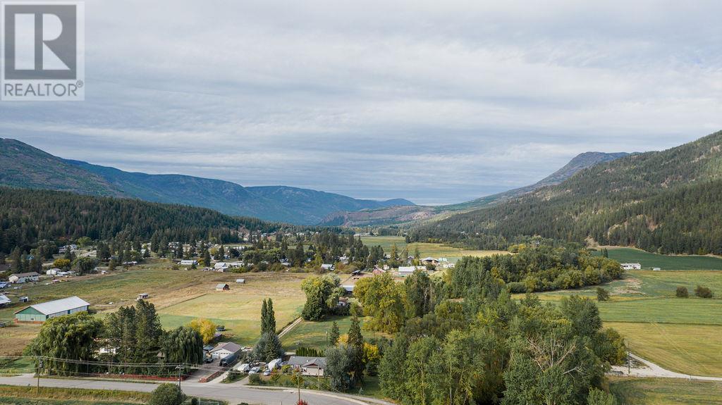 1404 Salmon River Road, Salmon Arm, British Columbia  V1E 3H4 - Photo 21 - 10324816