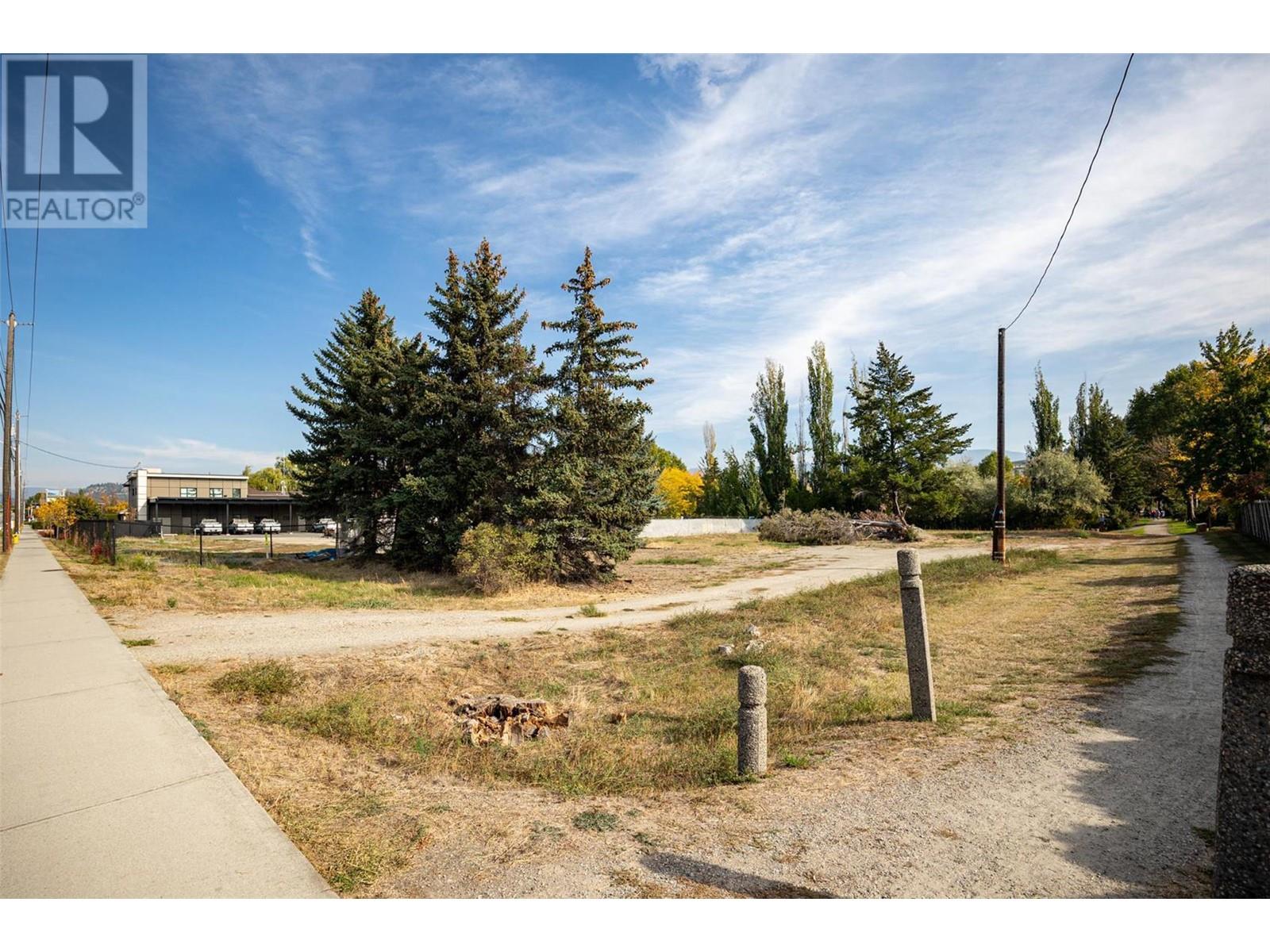 469 Glenmore Road, Kelowna, British Columbia  V1V 1Z6 - Photo 4 - 10324921