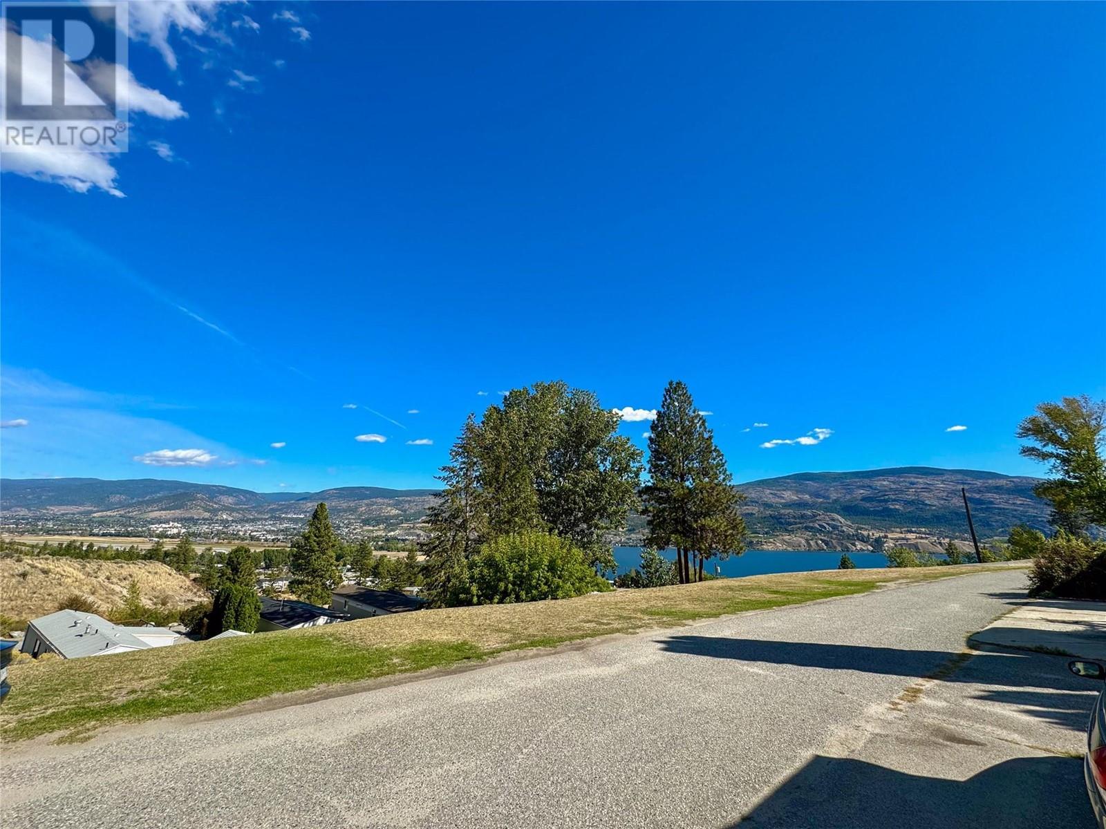 201 Highway 97 Highway Unit# 64, Penticton, British Columbia  V2A 0E4 - Photo 2 - 10325155