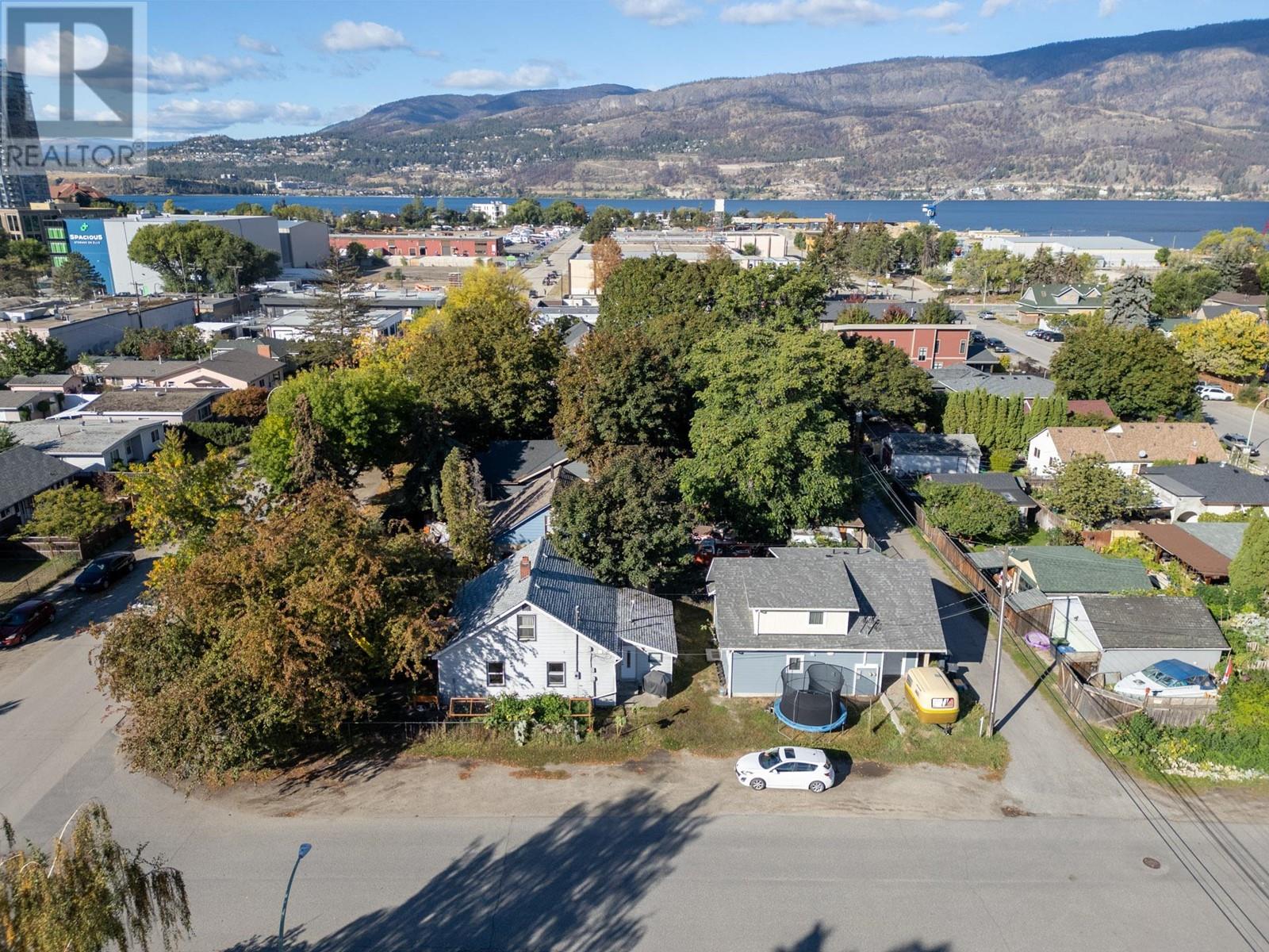 590-592 Bay Avenue, Kelowna, British Columbia  V1Y 7J7 - Photo 50 - 10325231