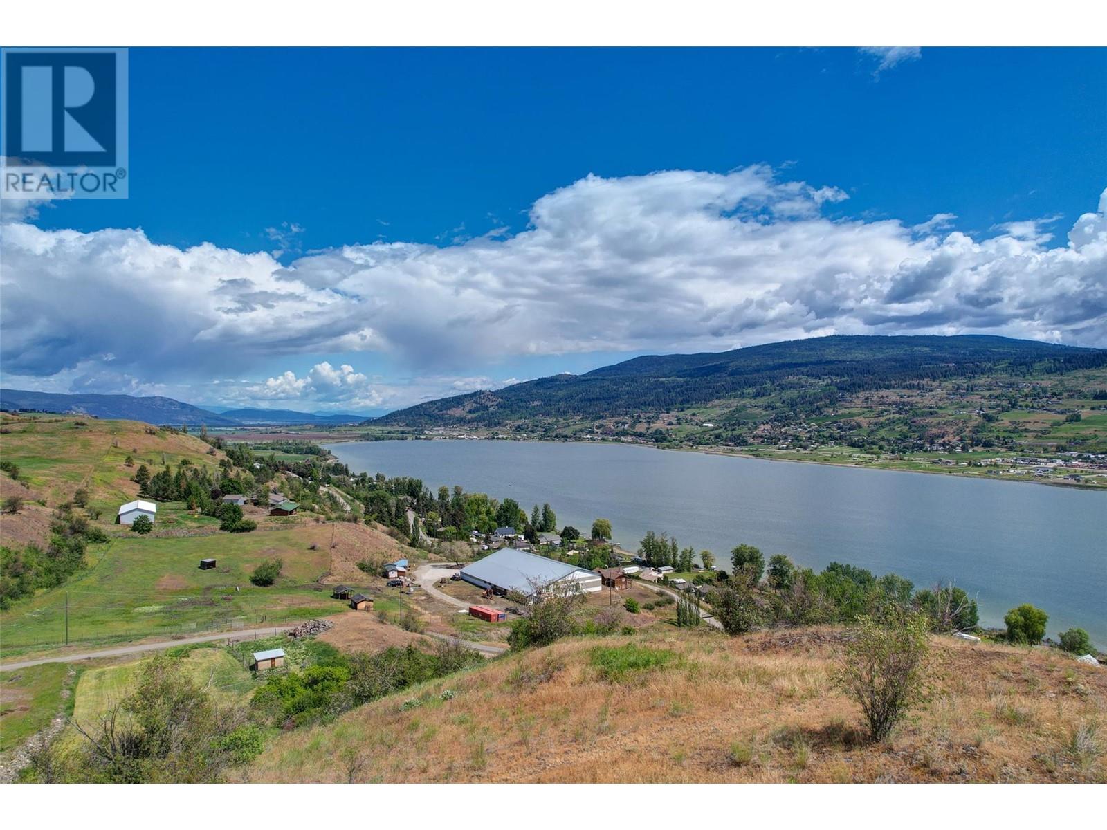 6924/6926 Old Kamloops Road, Vernon, British Columbia  V1H 1W1 - Photo 2 - 10325365