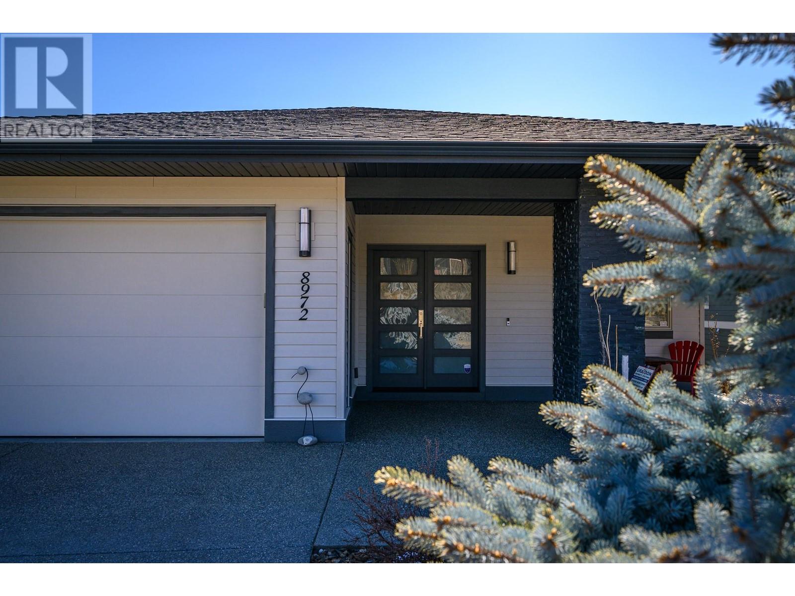 8972 Bayswater Place, Vernon, British Columbia  V1H 2K9 - Photo 2 - 10324983