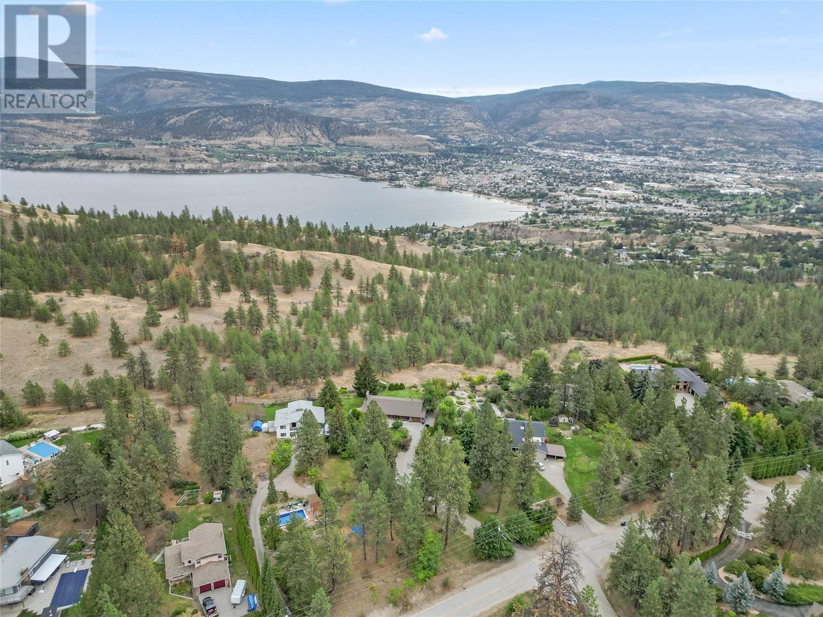 3603 Forsyth Drive, Penticton, British Columbia  V2A 6J6 - Photo 28 - 10325220