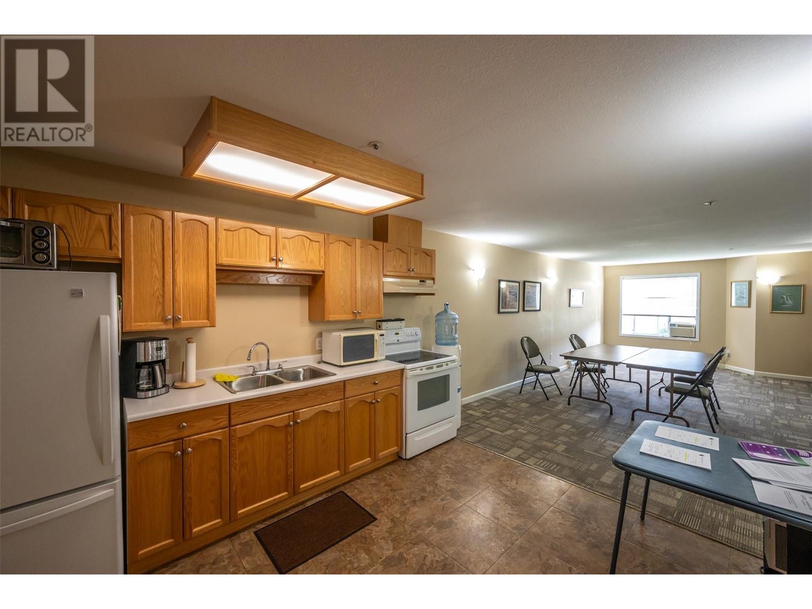 1445 Halifax Street Unit# 104, Penticton, British Columbia  V2A 8M8 - Photo 37 - 10325232