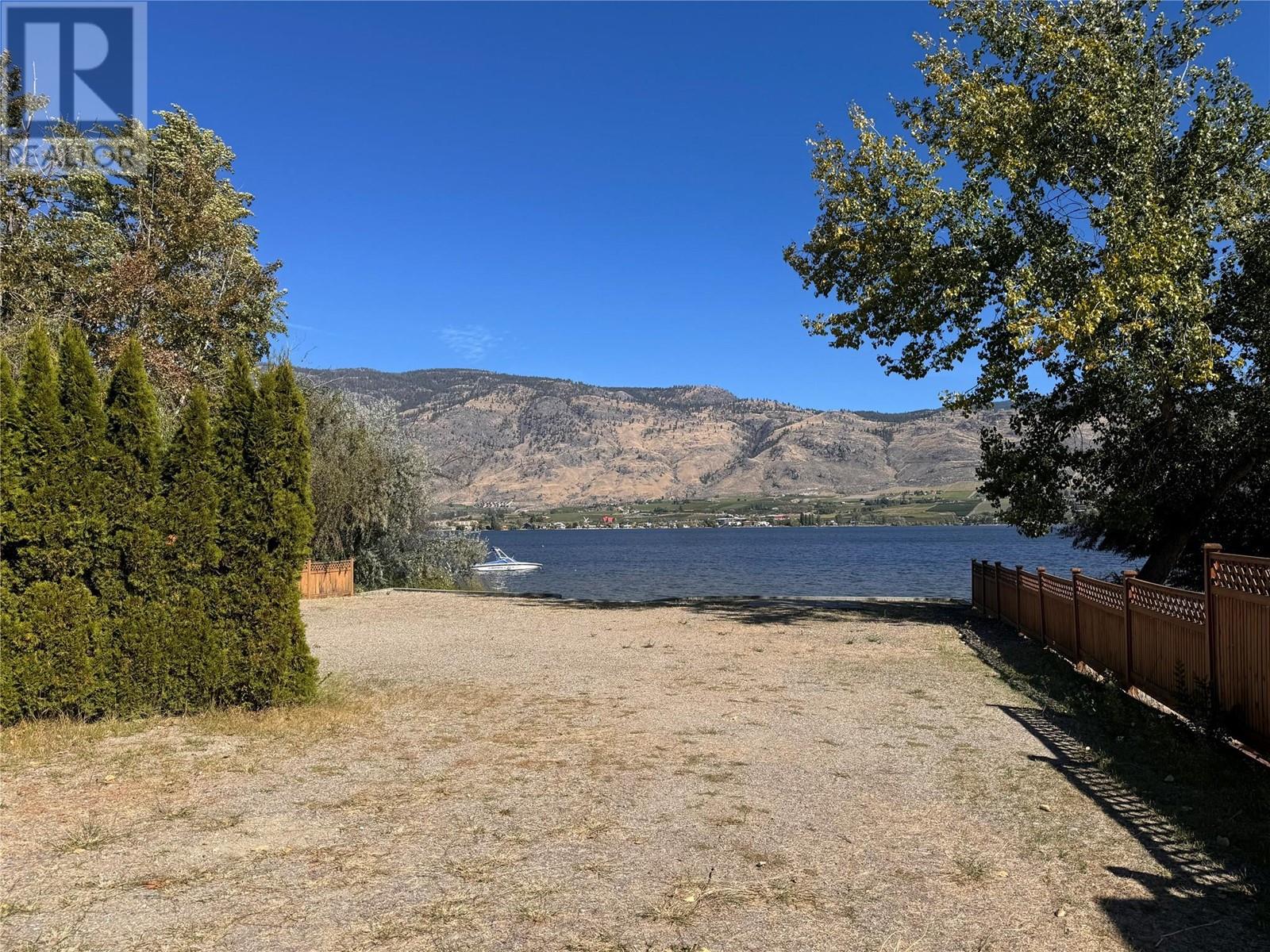 4025 Oleander Drive, Osoyoos, British Columbia  V0H 1V1 - Photo 1 - 10325474