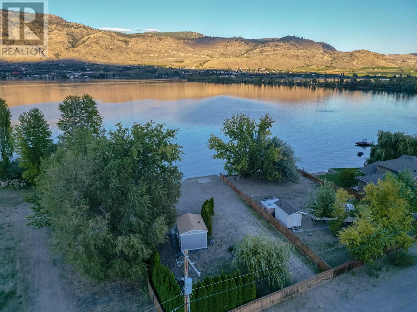 4025 Oleander Drive, Osoyoos, British Columbia  V0H 1V1 - Photo 29 - 10325474