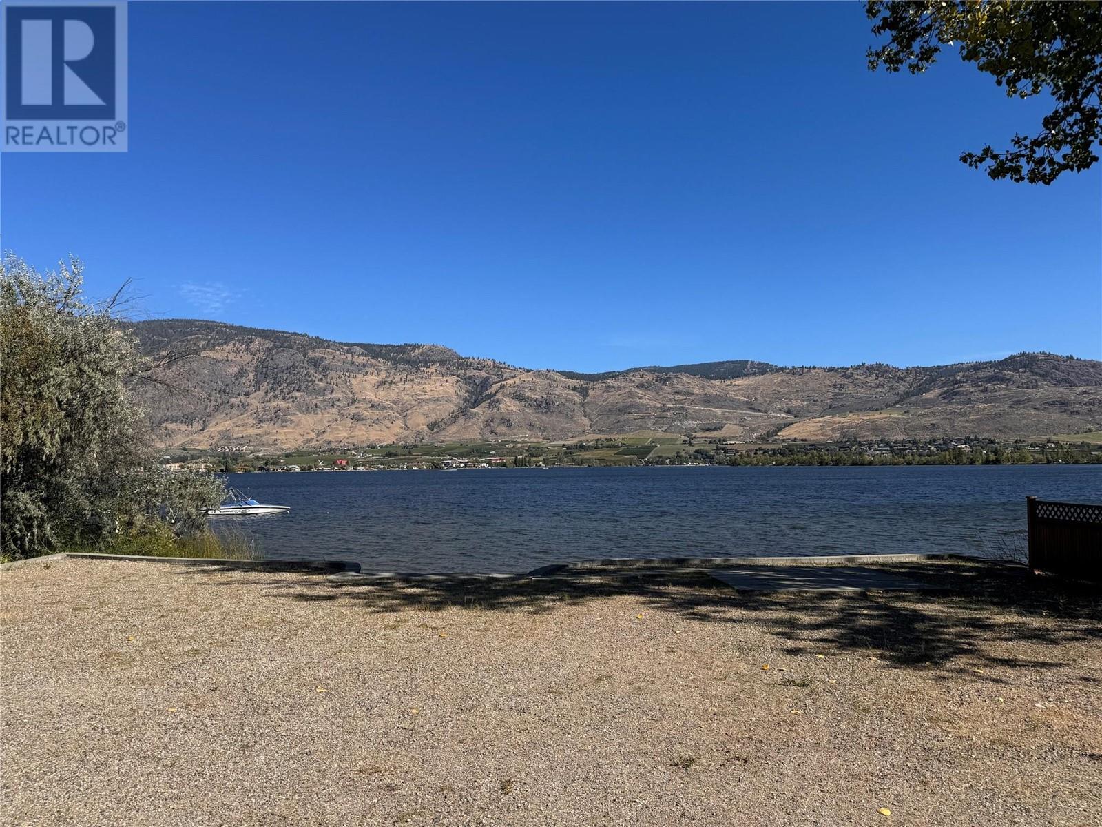 4025 Oleander Drive, Osoyoos, British Columbia  V0H 1V1 - Photo 5 - 10325474