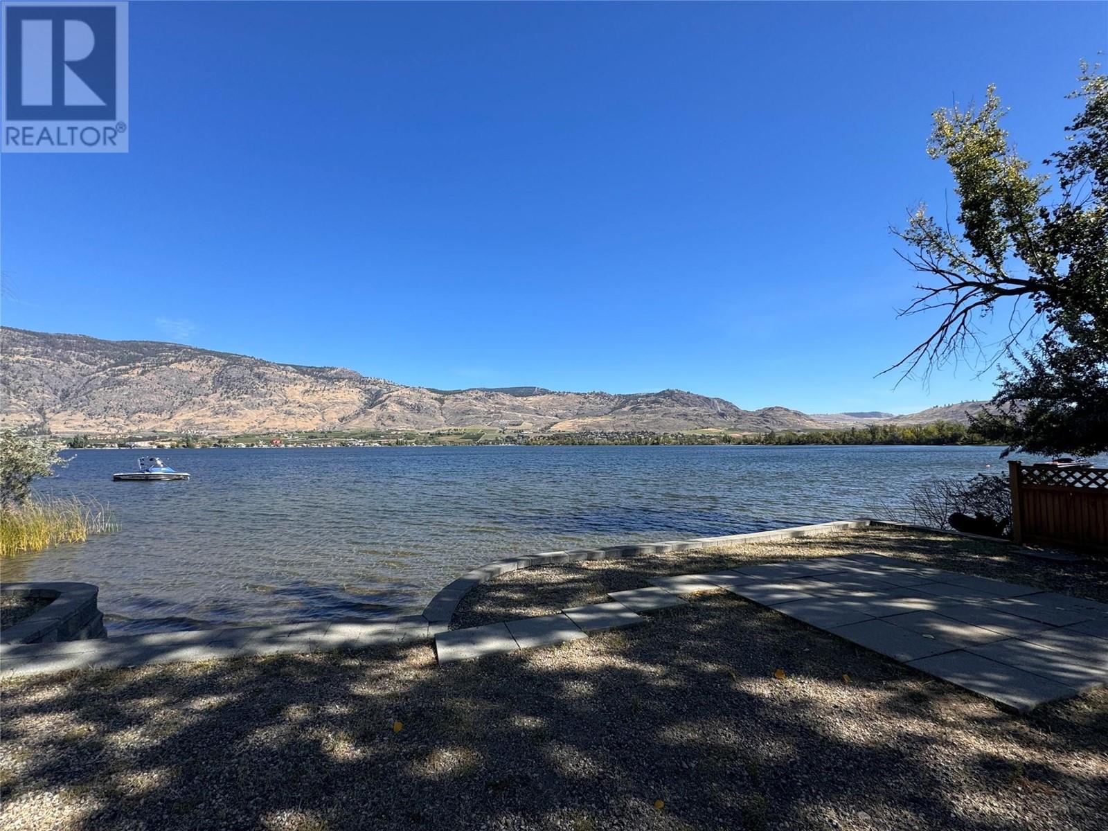 4025 Oleander Drive, Osoyoos, British Columbia  V0H 1V1 - Photo 6 - 10325474