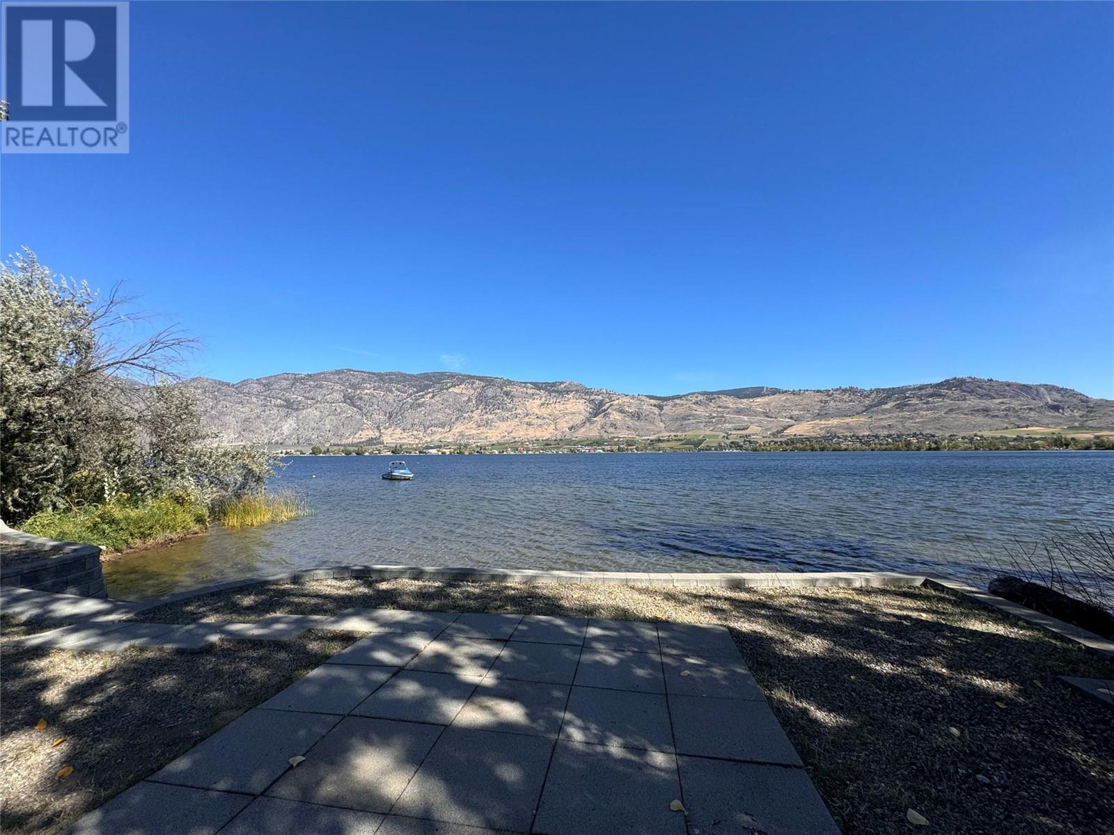 4025 Oleander Drive, Osoyoos, British Columbia  V0H 1V1 - Photo 7 - 10325474