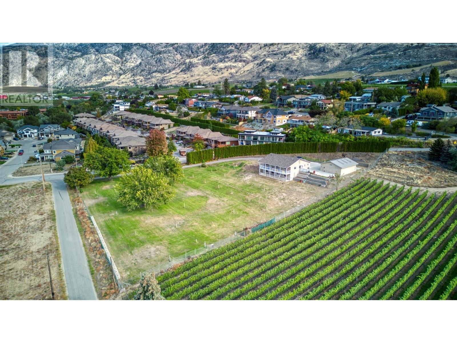 3251 41st Street, Osoyoos, British Columbia  V0H 1V6 - Photo 38 - 10325360