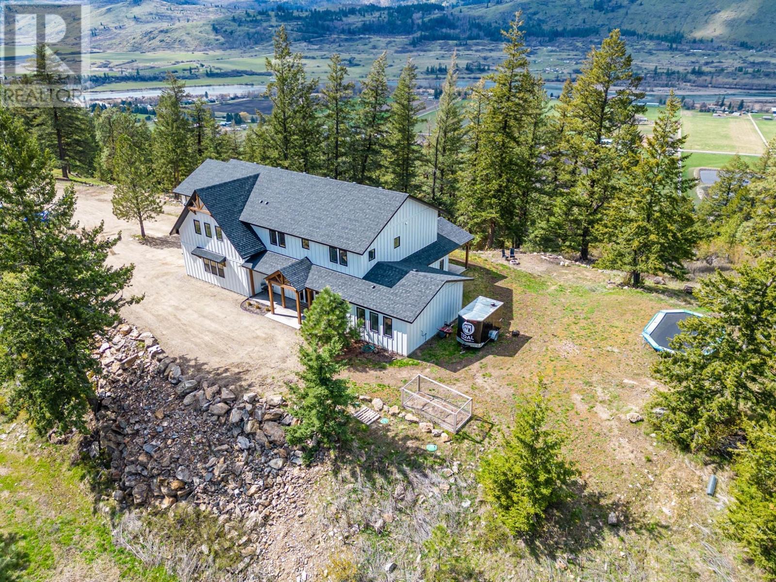 460 Shuswap Chase Cr Road, Chase, British Columbia  V0E 1M0 - Photo 2 - 181268