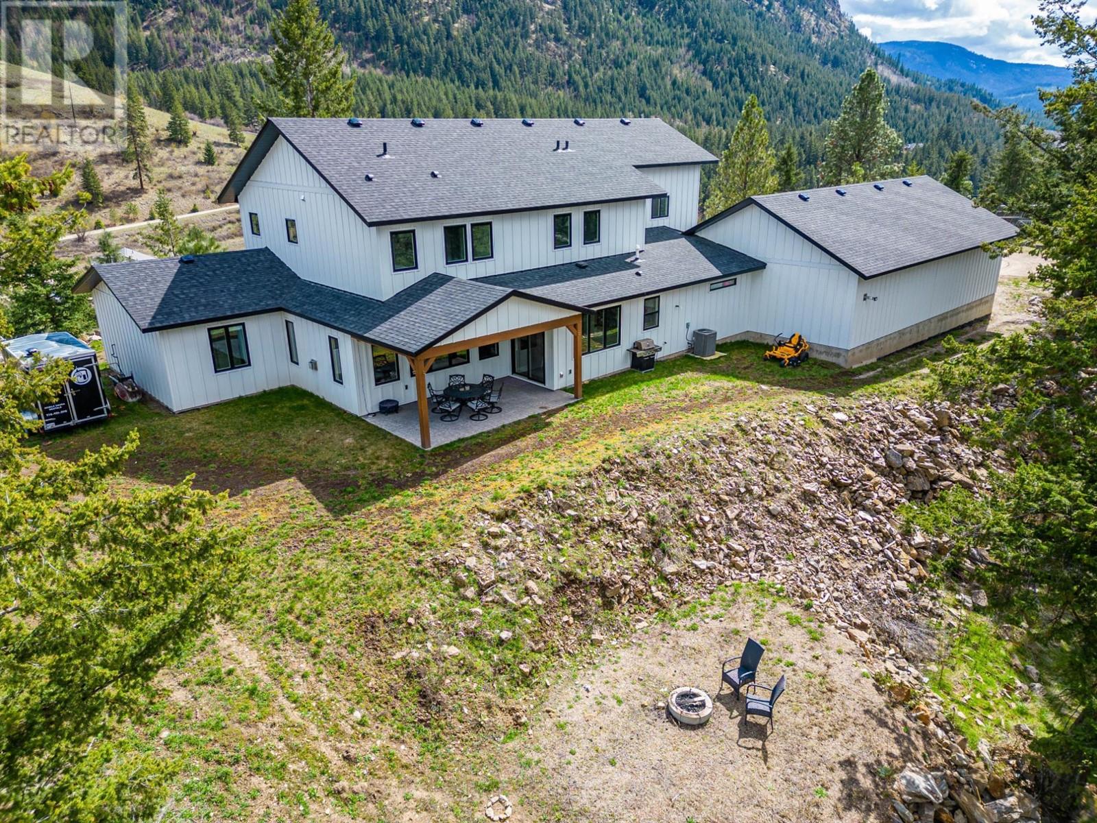 460 Shuswap Chase Cr Road, Chase, British Columbia  V0E 1M0 - Photo 4 - 181268