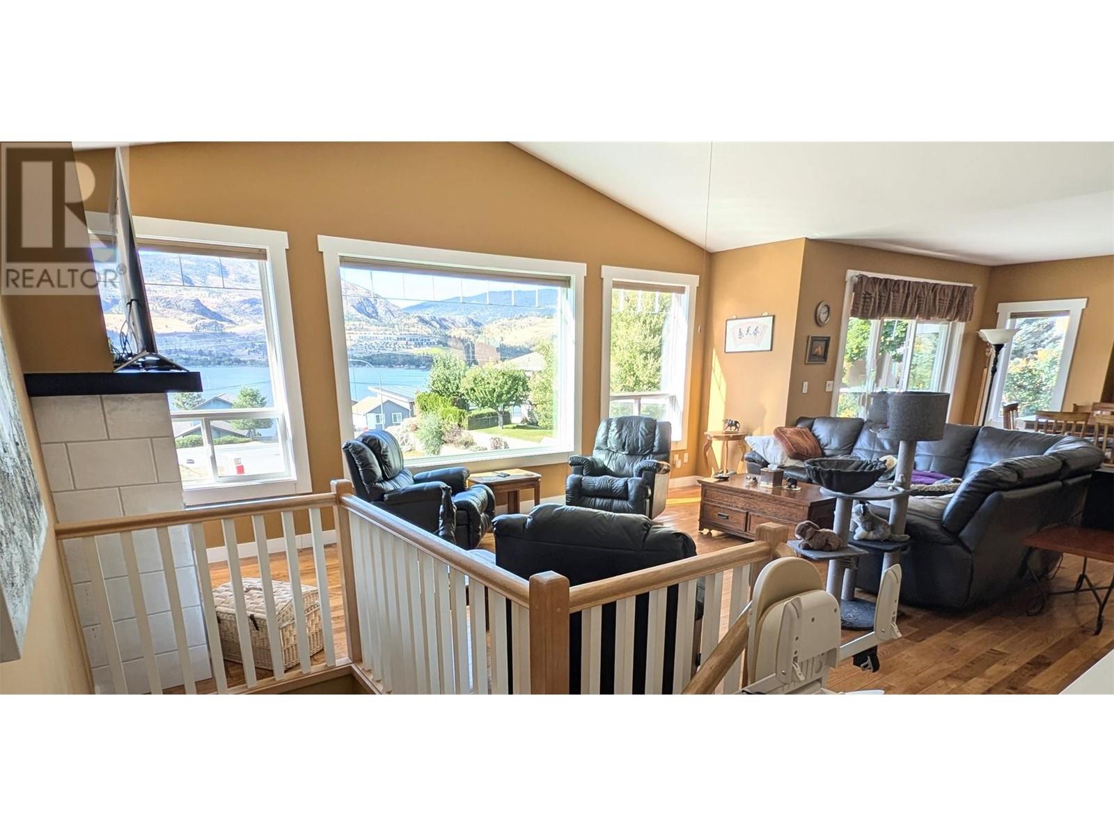 4000 Finnerty Road, Penticton, British Columbia  V2A 8W2 - Photo 2 - 10325652